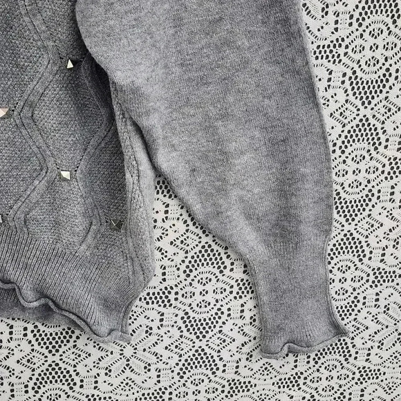 NWT Estudio Moda Tu Mock neck Studded Sweater Women's L Gray - Picture 3 of 9